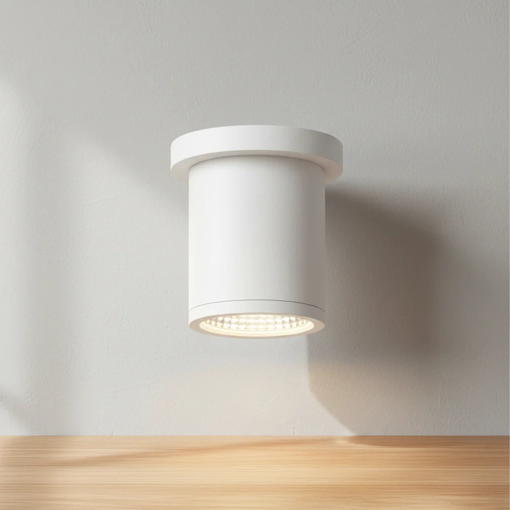 Kuzco Nordic 4 inch 10W LED-plafondlamp voor buiten, cilindervormig, wit, geschikt voor vochtige ruimtes