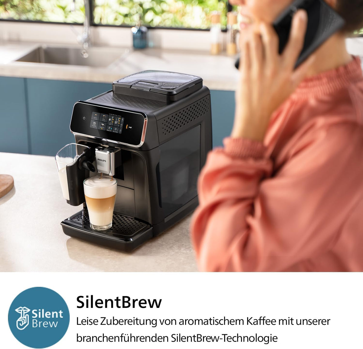 W pełni automatyczny ekspres do kawy Philips Series 2200 – klasyczny spieniacz do mleka, intuicyjny wyświetlacz dotykowy, matowa czerń (EP2220/10)