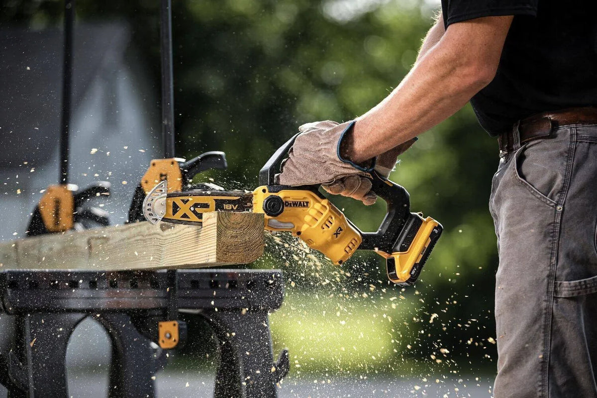 DeWalt DCMPS520n Accu-kettingzaag voor hout, 18V, kleine zaag
