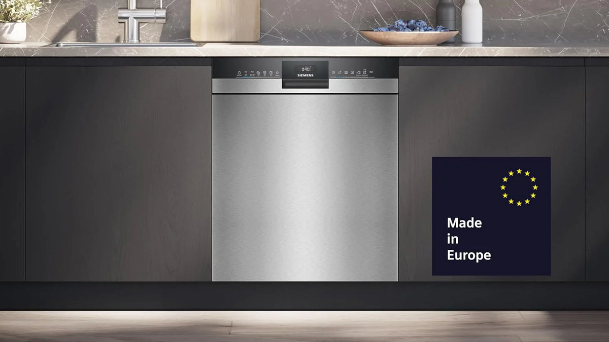 Zmywarka Siemens SN63EX06VE, iQ300 Smart, w pełni zintegrowana, 60 cm, szuflada na sztućce, bardzo cicha, varioSpeed, automatyczne otwieranie drzwi, potrójny system koszenia, infoLight, intensiveZone