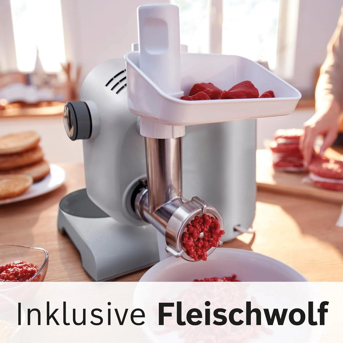 Robot kuchenny Bosch serii 4 MUM56340, misa 3,9 l, blender 1,25 l, maszynka do mięsa, wyciskarka do cytrusów, mikser planetarny, hak do ciasta, trzepaczka, ubijak, rozdrabniacz ciągły, 3 tarcze, 900 W, srebrny/szary