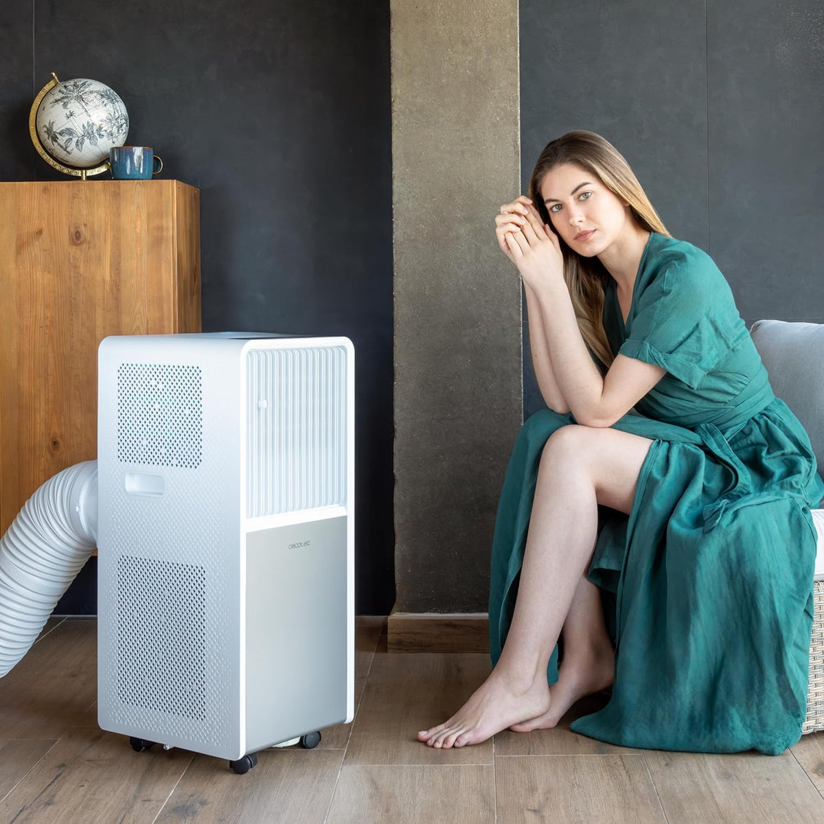 Cecotec ForceClima 9450 Style Heating, przenośna klimatyzacja z pilotem i pompą ciepła, 9000 BTU, ekran dotykowy, wyświetlacz LED, 5 trybów, 2 prędkości, osuszacz powietrza, timer, 16 m², kolor biały