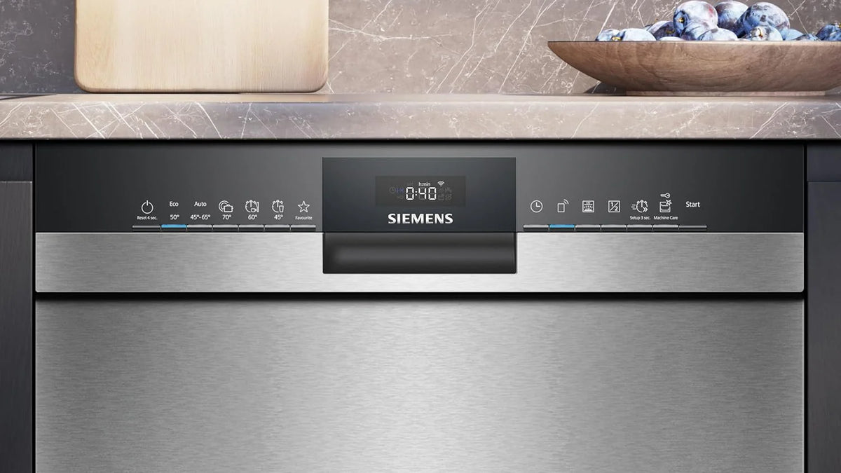 Zmywarka Siemens SN63EX06VE, iQ300 Smart, w pełni zintegrowana, 60 cm, szuflada na sztućce, bardzo cicha, varioSpeed, automatyczne otwieranie drzwi, potrójny system koszenia, infoLight, intensiveZone