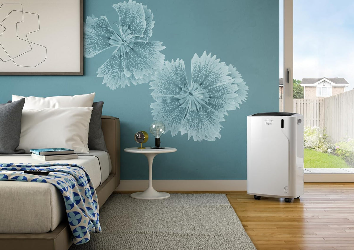 De'Longhi Pinguino PAC EL112 CST WiFi, przenośna klimatyzacja z technologią MyEcoRealFeel do pomieszczeń o kubaturze do 110 m³, 11 000 BTU/h, 2,9 kW, 63 dB, funkcja osuszania, A, sterowanie aplikacją i głosem, kolor biały