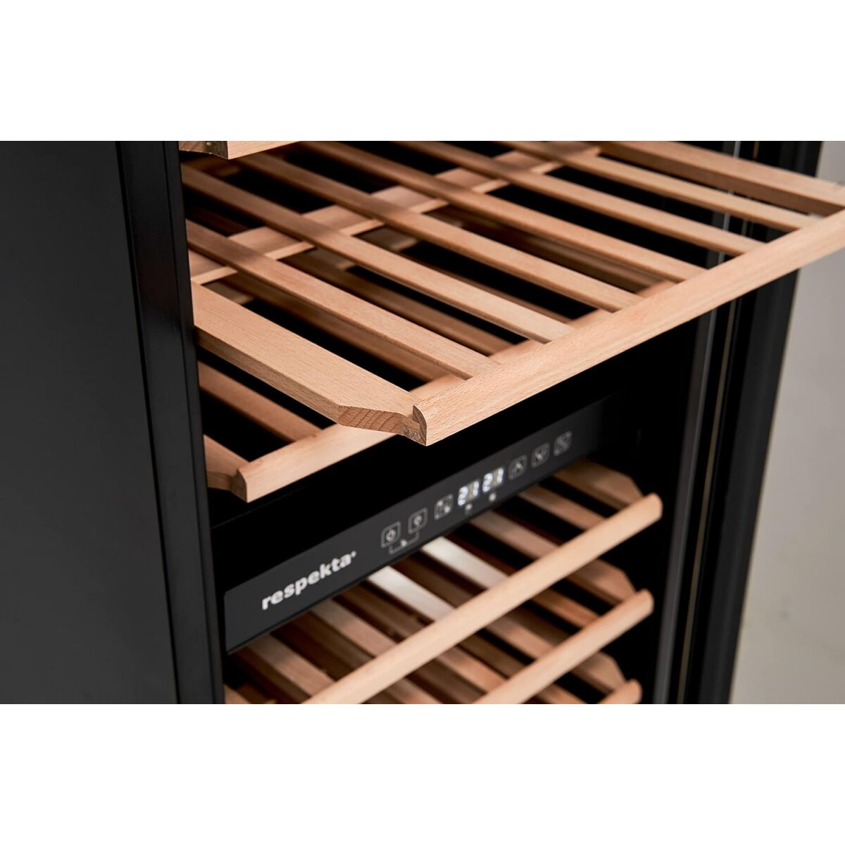 respekta WKS 77 wine cooler - B-stock, transport damage SF (white goods)