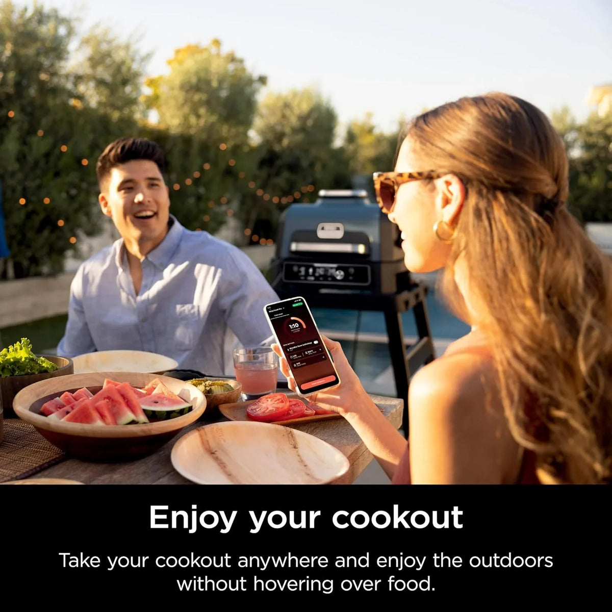 Grill i wędzarnia ogrodowa Ninja Woodfire Pro XL, termometr, wszechstronne urządzenie 4 w 1 (grill, wędzarnia BBQ, frytkownica beztłuszczowa, piekarnik), grill elektryczny przenośny, kolor ciemnoszary, model OG850