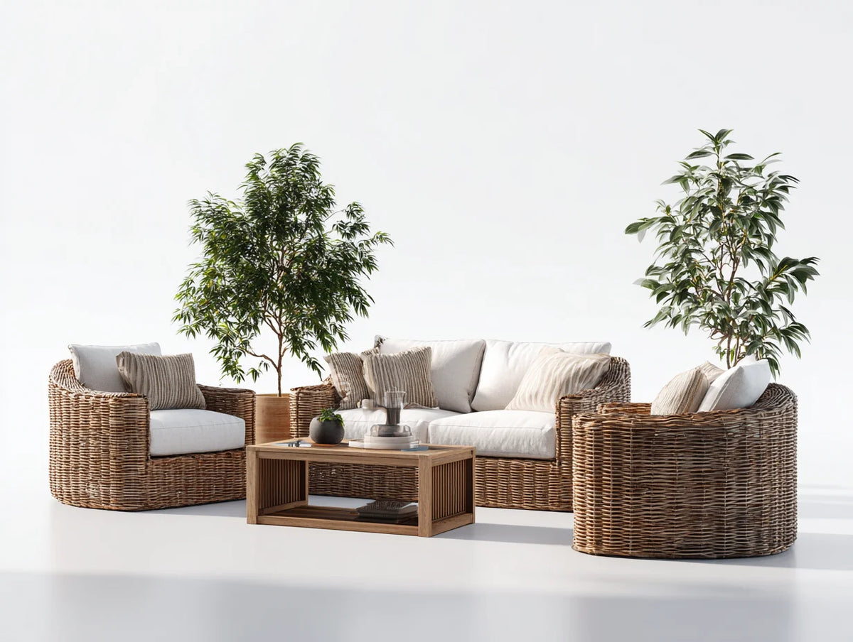 Naturalne sofy ogrodowe z rattanu z beżowymi poduszkami i stolikiem kawowym 200x80x75 cm - nowoczesny design na zewnątrz